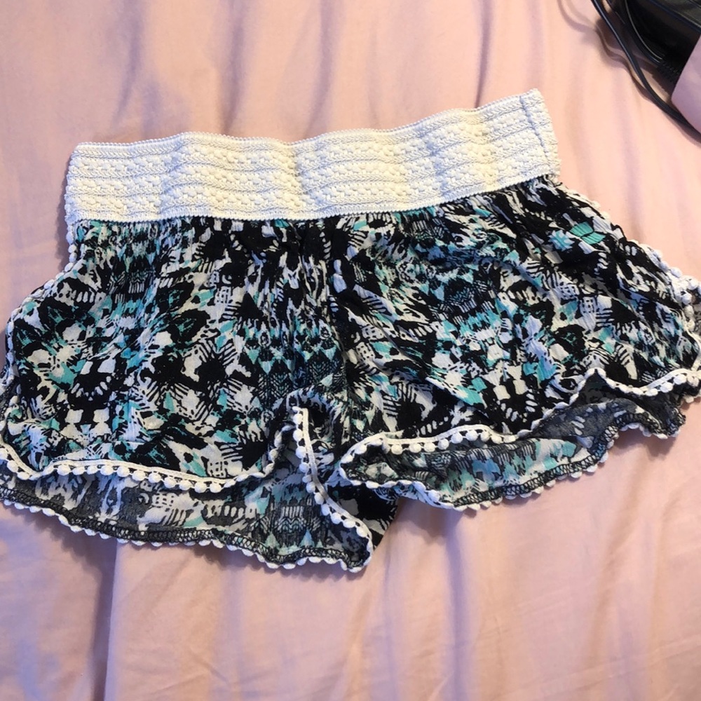 No boundaries cloth shorts